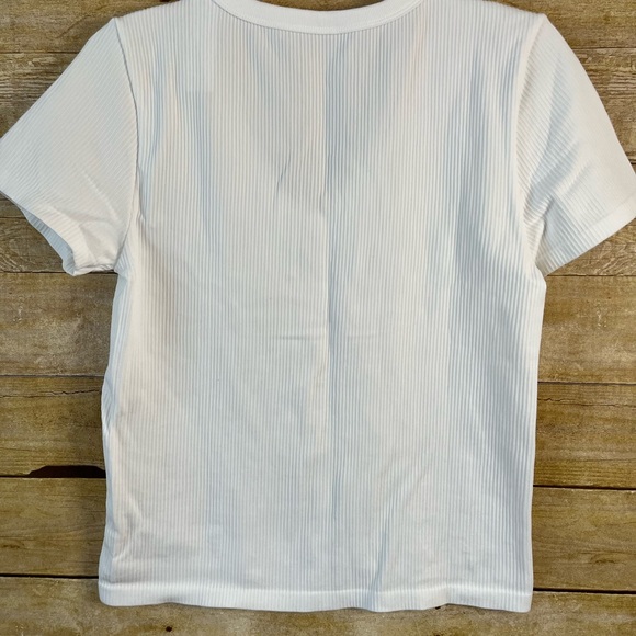 No Boundaries White V-Neck Ribbed Women's Top XXL Size 19 NWT Short Sleeves - Picture 5 of 5